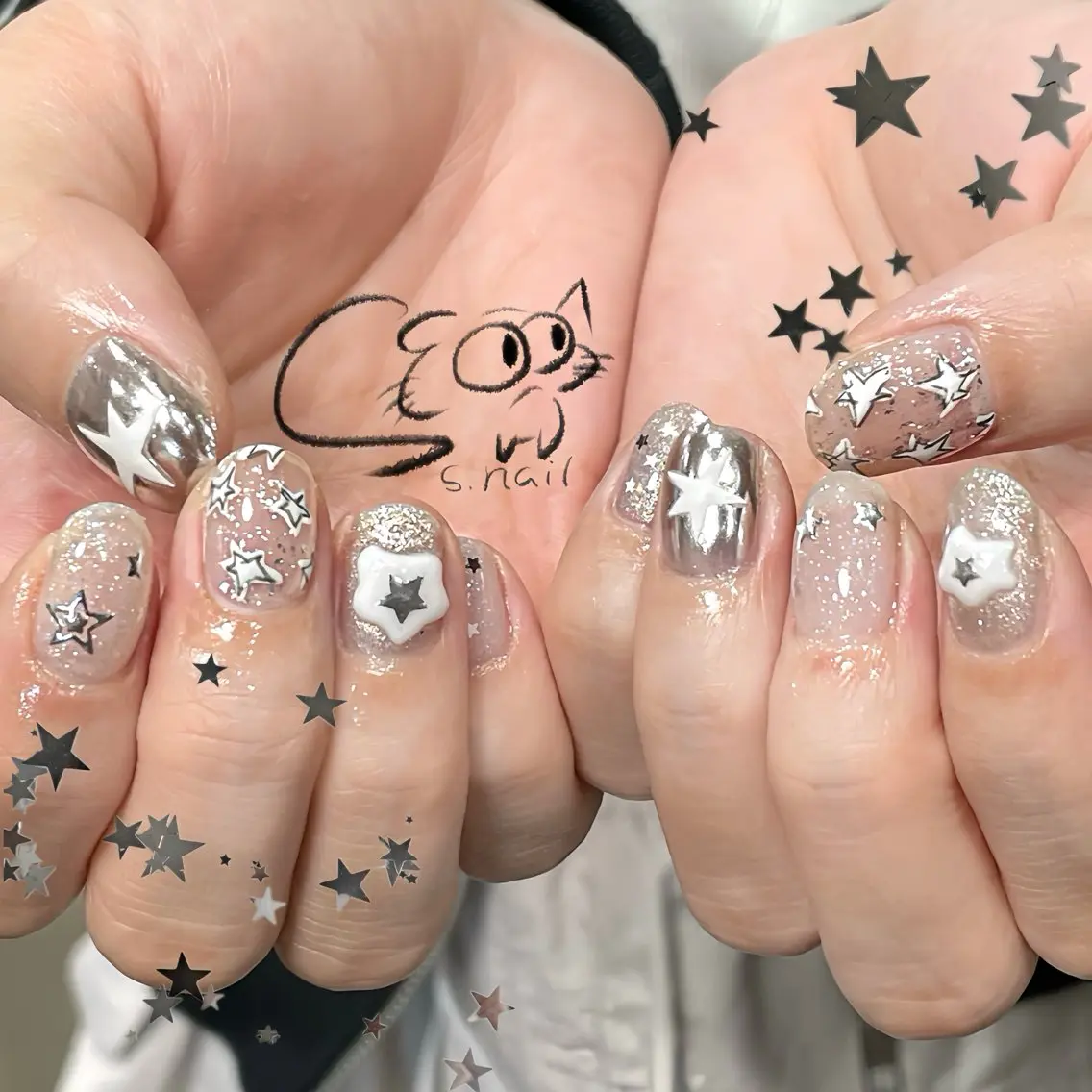 ネイル フレンチネイル ジェルネイル キラキラネイル ラメ(グリッター) マグネットネイル S.nail _のネイルデザイン