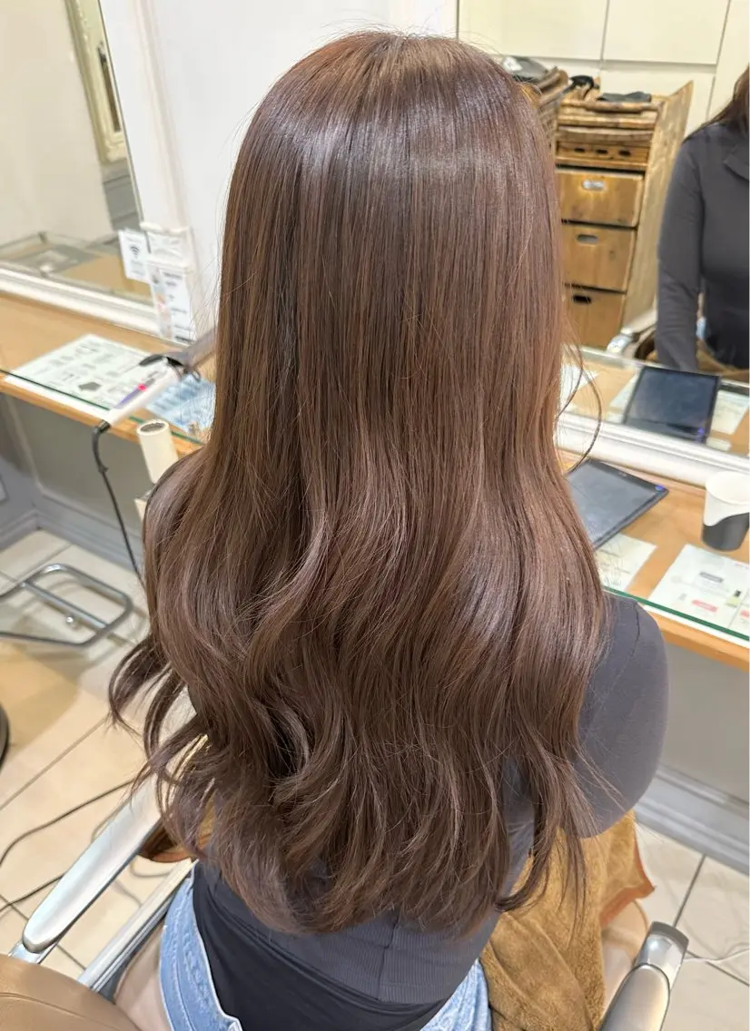 ロング カラー アッシュ アッシュブラウン ブラウンカラー ヘアカラー 横浜⭐️カラー モデル🌻あみ🌻のヘアスタイル