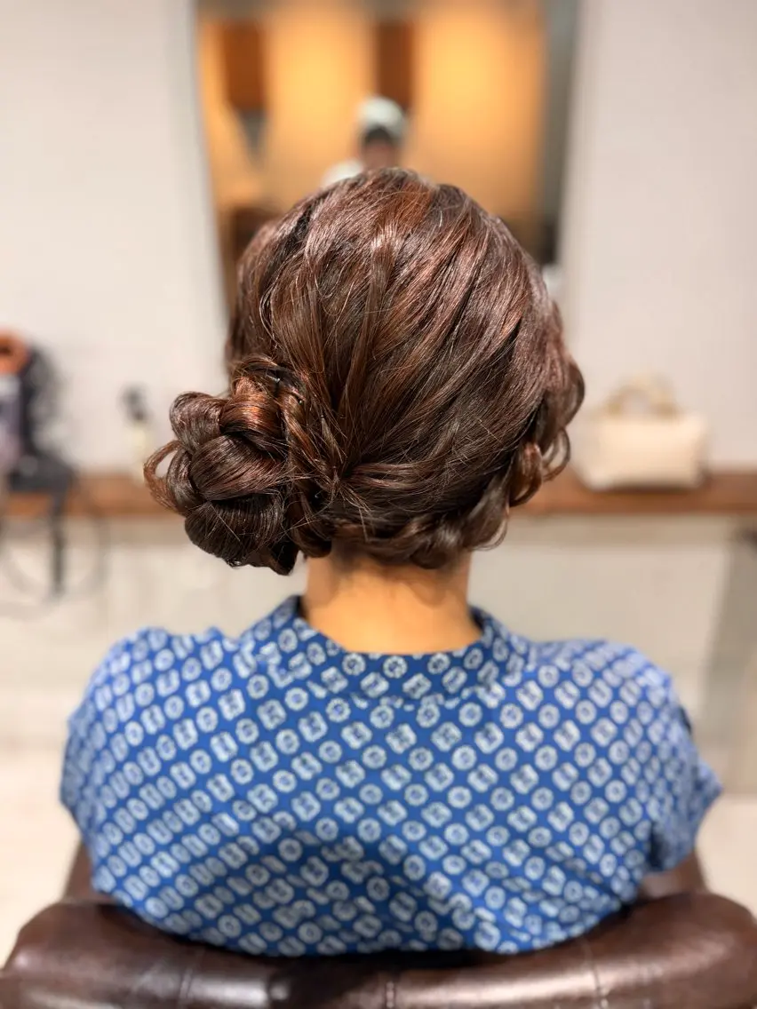 ヘアアレンジ ヘアセット 手話/耳が聞こえない 🦻🏻/山本しずほのヘアスタイル