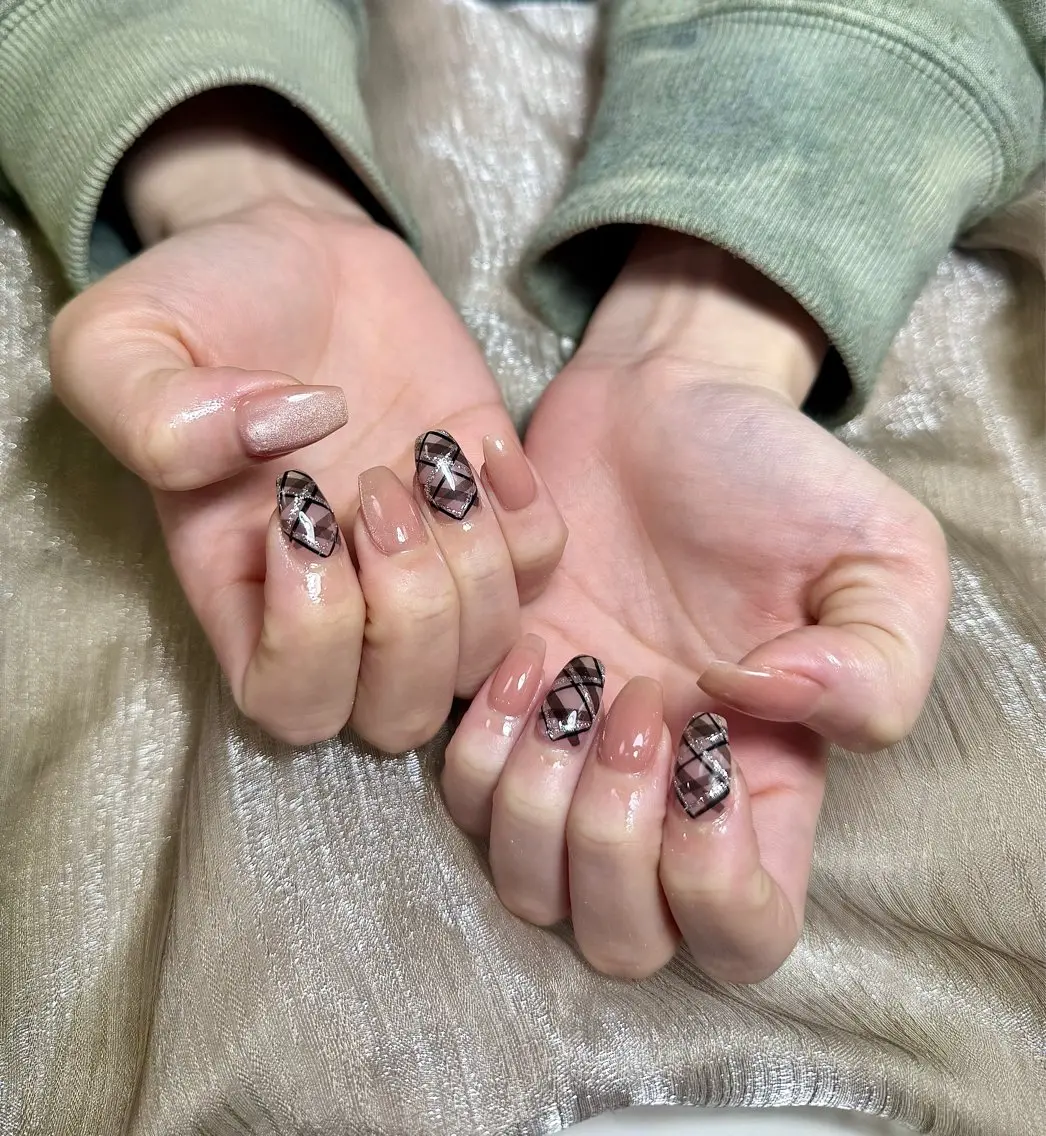 ネイル ハンドネイル 🎀 NaNa_nailのネイルデザイン
