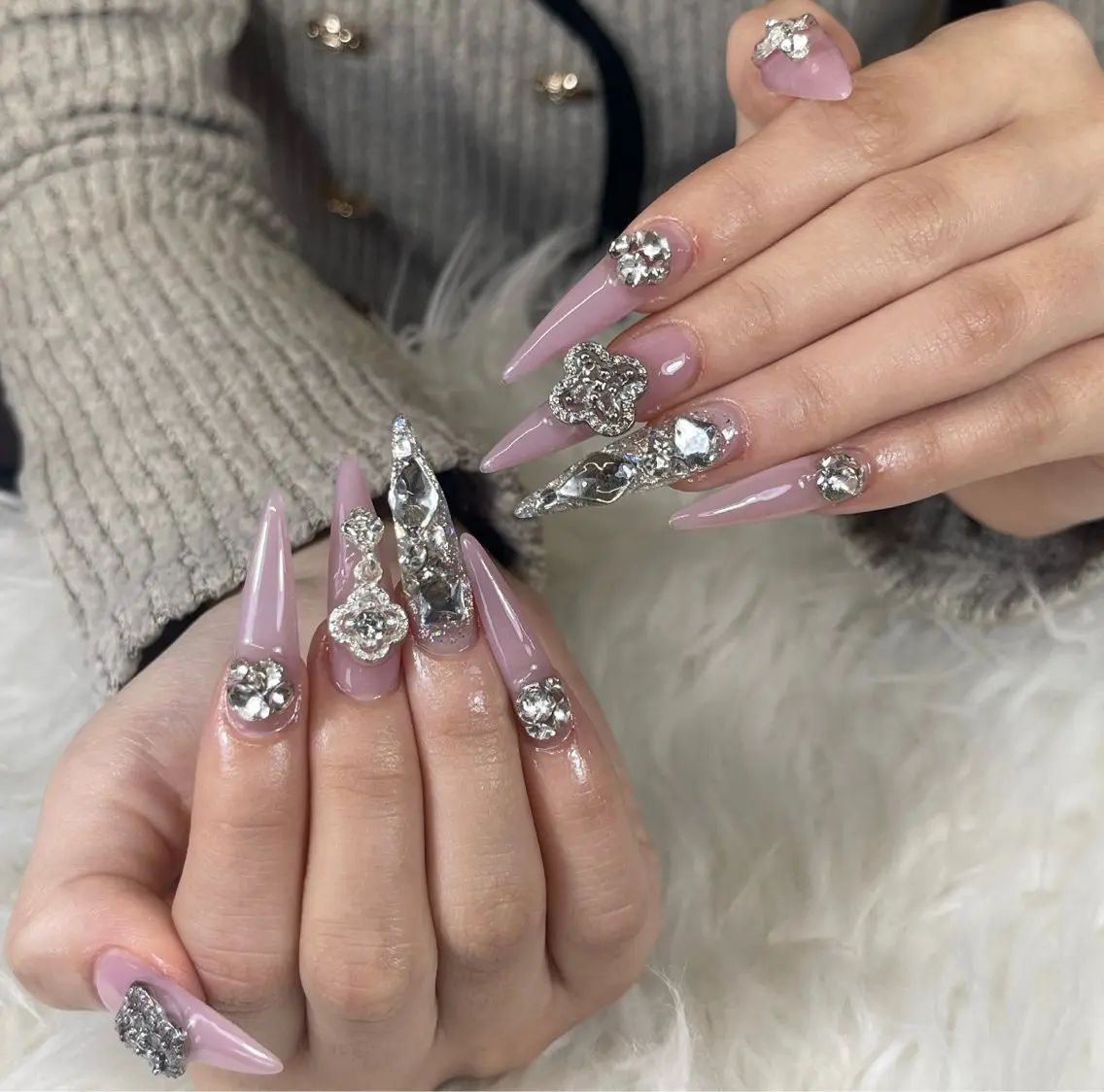 ネイル ハンドネイル NiJi Nailsのネイルデザイン