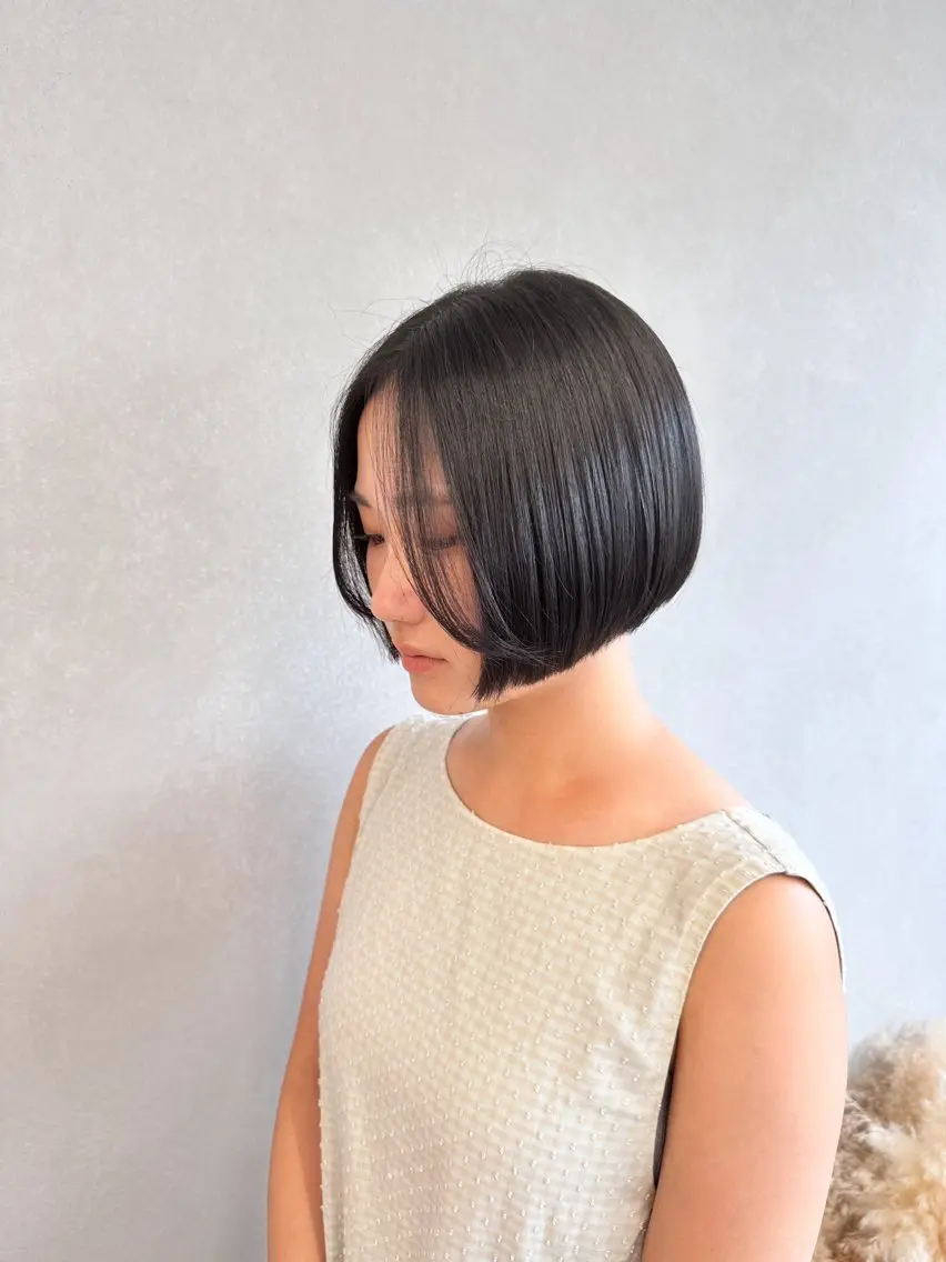 ショート 透明感カラー レイヤー/hinaのヘアスタイル
