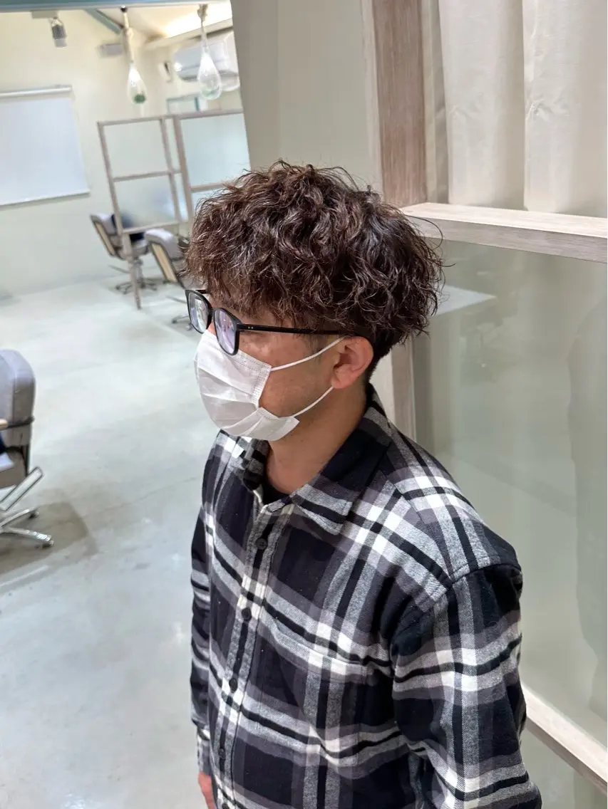 パーマ メンズ メンズパーマ ツイストスパイラルパーマ スパイラルパーマ カット パーマ N,SOL / 岩上 新大のヘアスタイル