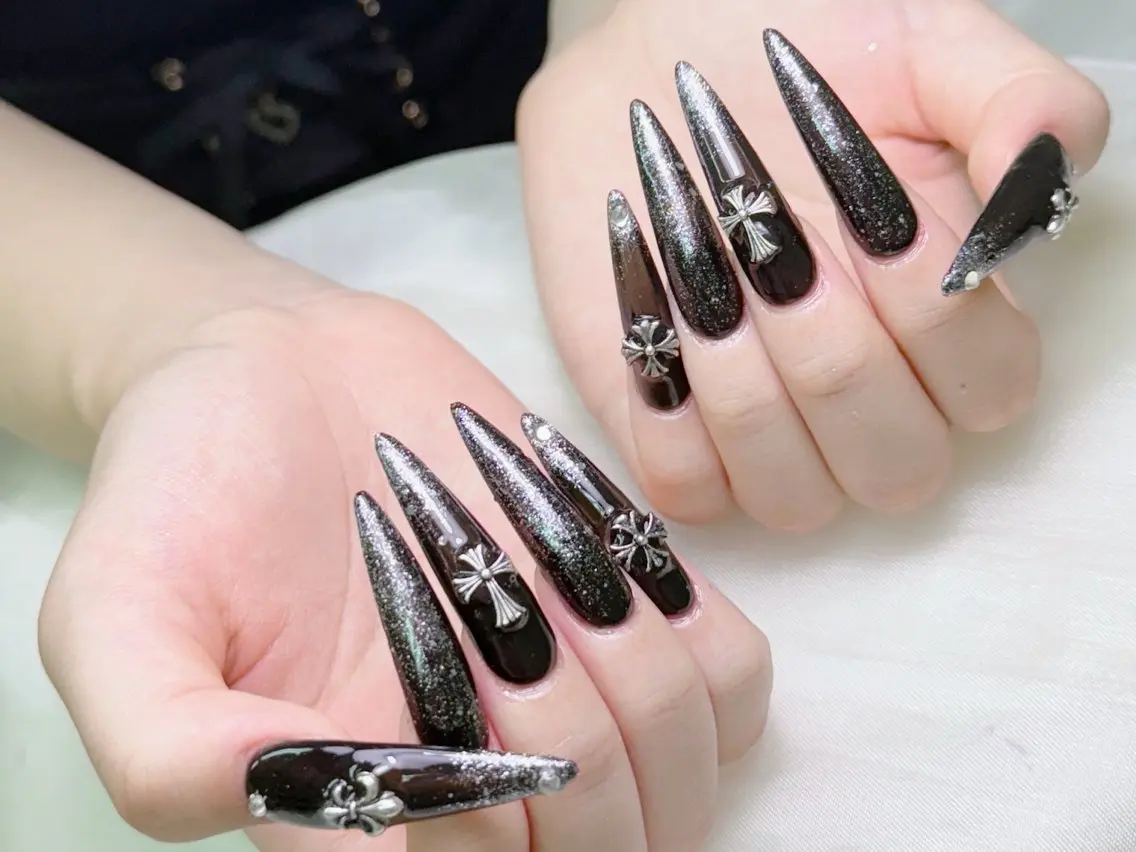 ネイル ハンドネイル lucky nail 歌舞伎町のネイルデザイン
