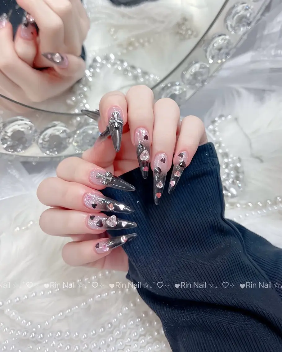 ネイル オーロラネイル チークネイル 桜ネイル クリアネイル ドット ハンドネイル Rin Nail Shinokuboのネイルデザイン