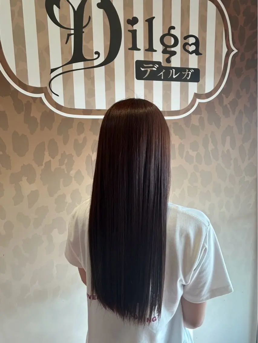 ロング カラー ヘアカラー トリートメント ディルガ ワッセのヘアスタイル
