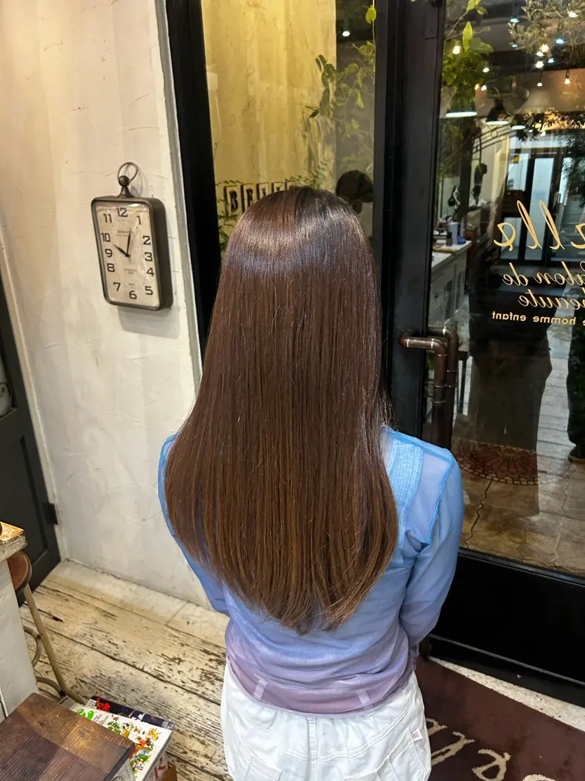 ロング トリートメント 坂井 俊のヘアスタイル