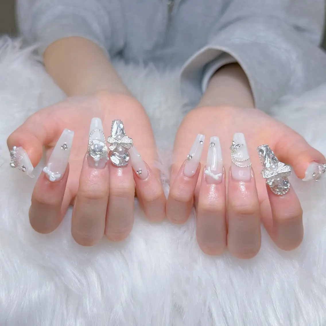 ネイル 韓国ネイル 持ち込み ニュアンスネイル ワンホンネイル ハンドネイル Mio Nailのネイルデザイン