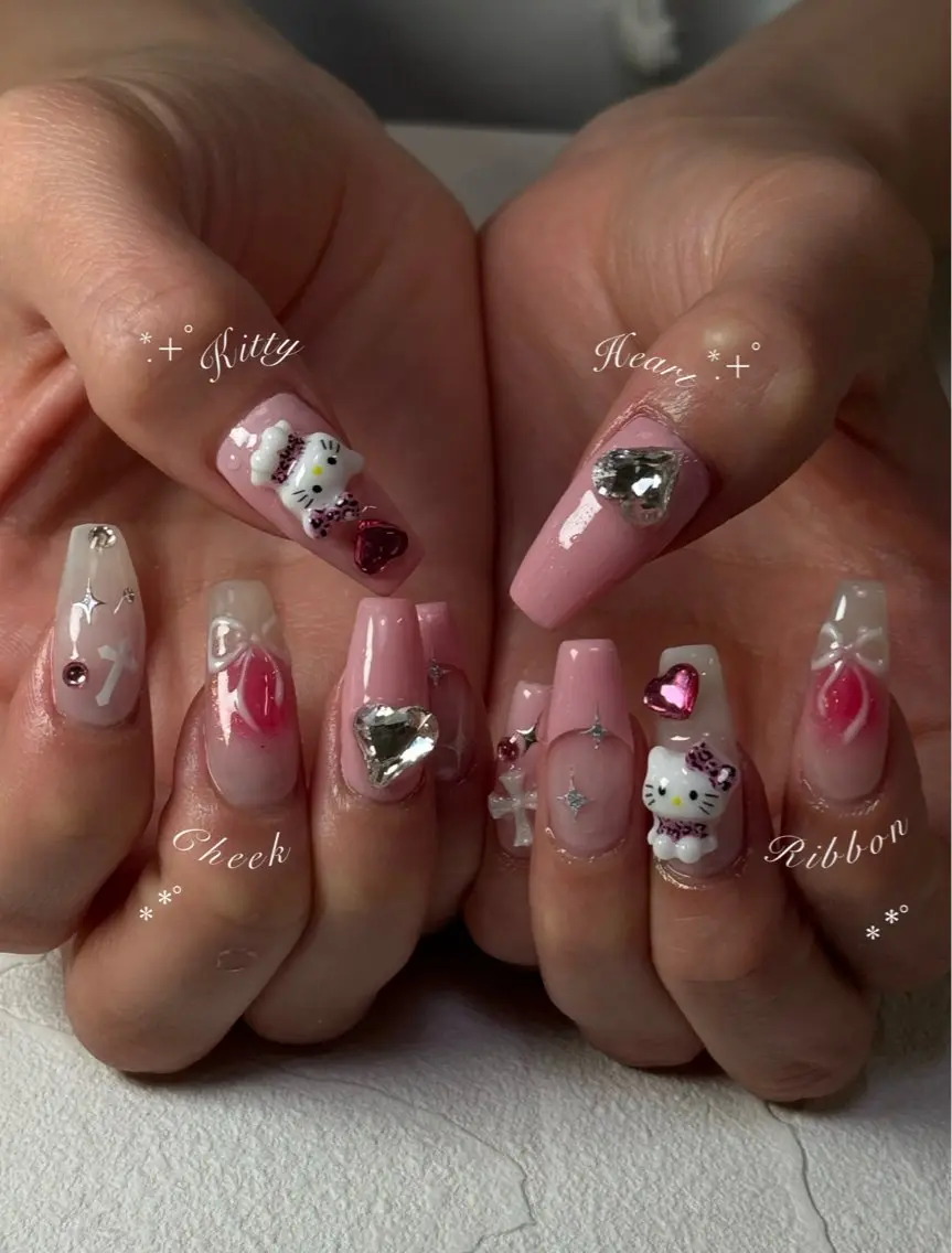 ミディアム ハンドネイル Latte Nail 十三のネイルデザイン