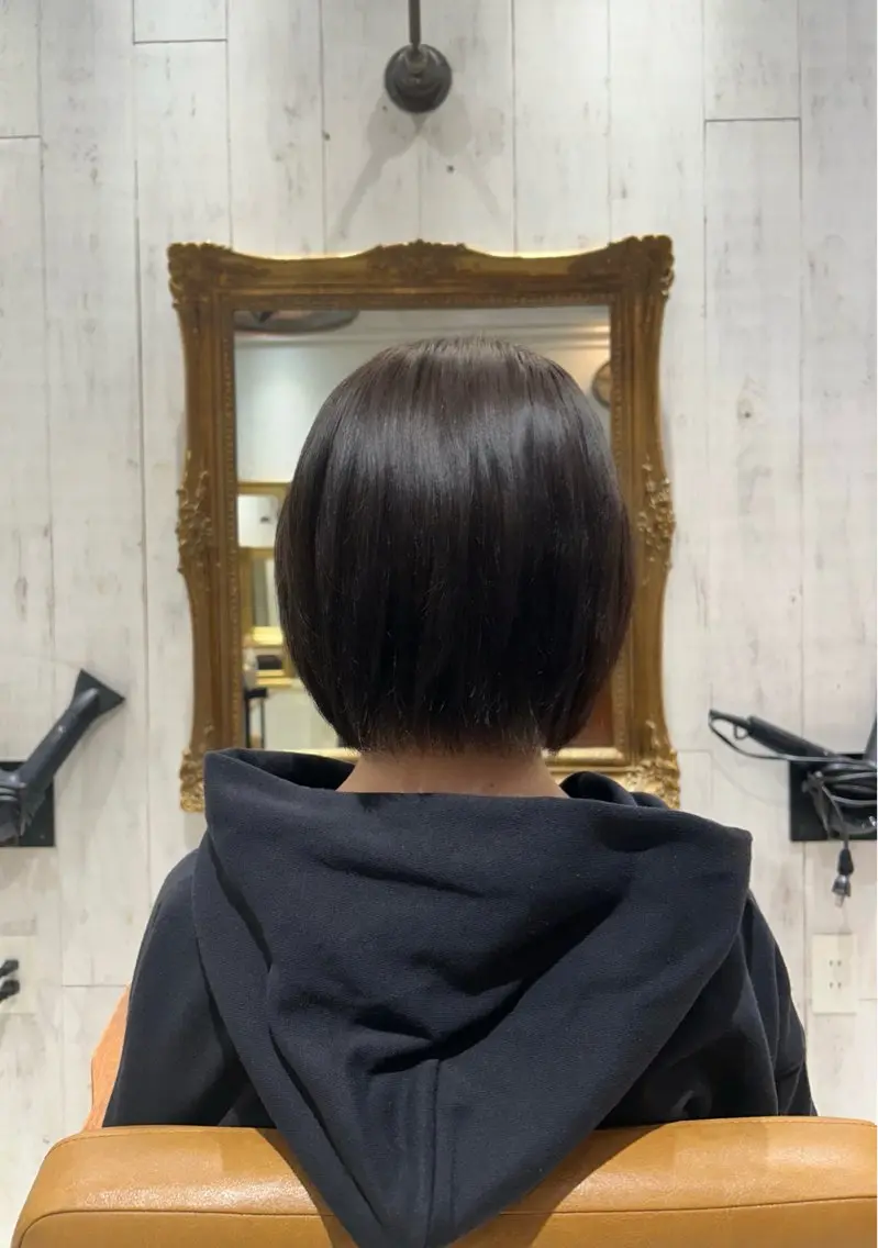 ショート カラー ベージュカラー ヘアカラー re view 日和のヘアスタイル