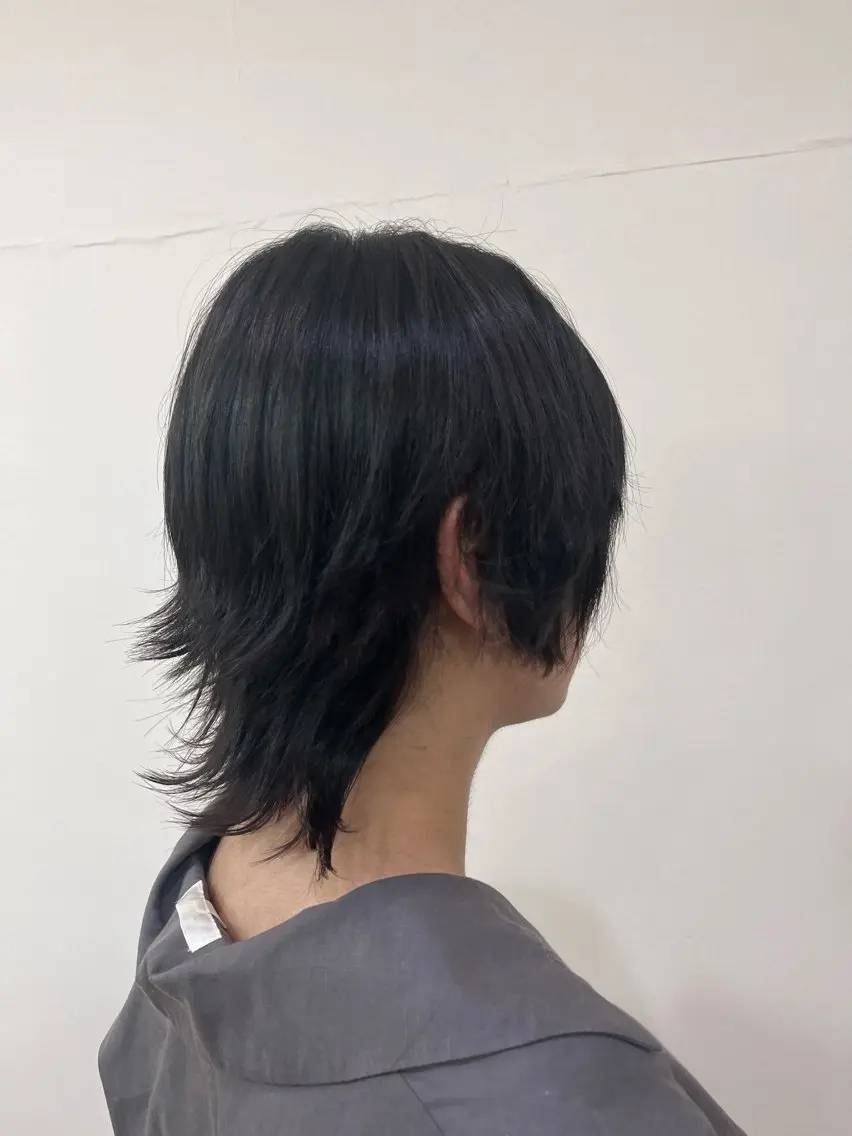 ショート レイヤーカット ウルフカット 横山 水空のヘアスタイル