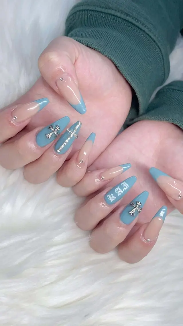 ネイル フレンチネイル グラデーション 韓国ネイル マグネットネイル ニュアンスネイル ハンドネイル Squen Nail shinjukuのネイルデザイン