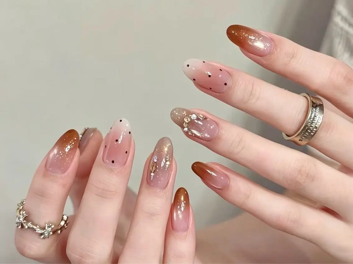 ネイル 💅🏻 ayakaのネイルデザイン