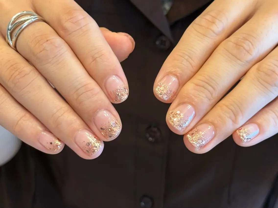 ネイル グラデーション ラメ(グリッター) ラメグラデーション ピンク filonnail asukaのネイルデザイン