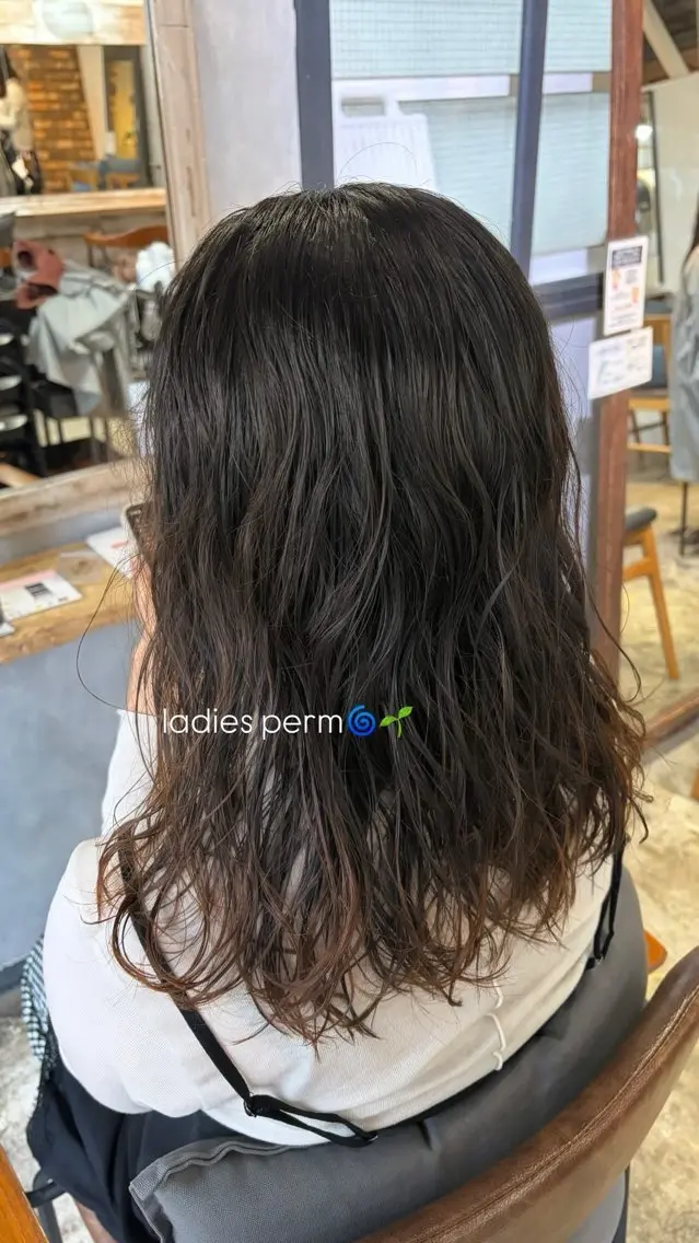 ミディアム パーマ ミディアムパーマ パーマ おくにし はなのヘアスタイル