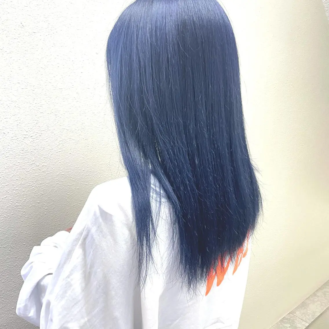 ミディアム カラー パーマ ヘアアレンジ メンズ キッズ ネイル マツエク・マツパ メンズブリーチ メンズハイライト メンズインナーカラー メンズ韓国風 ブリーチ ヘアカラー トリートメント ヘアセット 切りっぱなしヘアボブ ミディアムヘアRYOのヘアスタイル