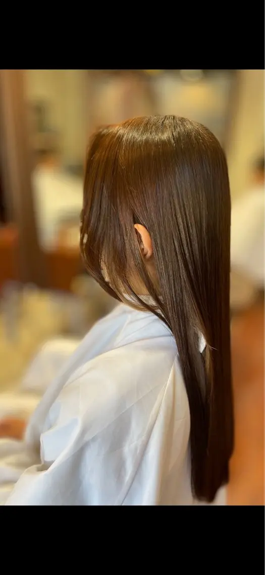 ロング 顔周りカット 韓国風ヘア レイヤーカット 北泉 里彩のヘアスタイル