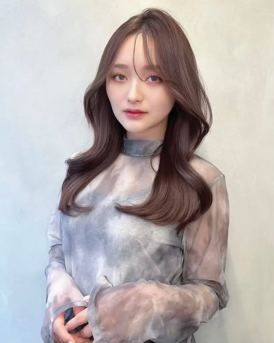 カラー YUI  透明感🌱 グレージュ🌿‬浦和のヘアスタイル