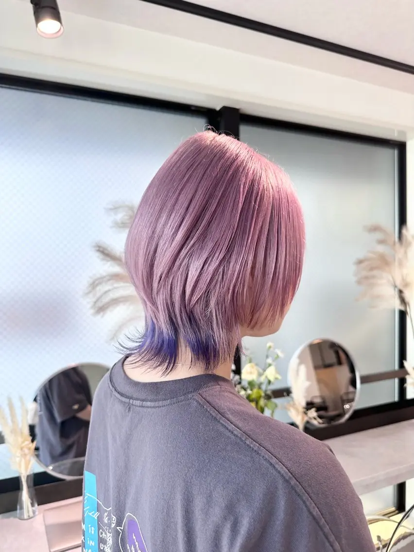 カラー ブリーチ デザインカラー ハイトーンカラー ピンクカラー ヘアカラー YUI デザインカラーのヘアスタイル