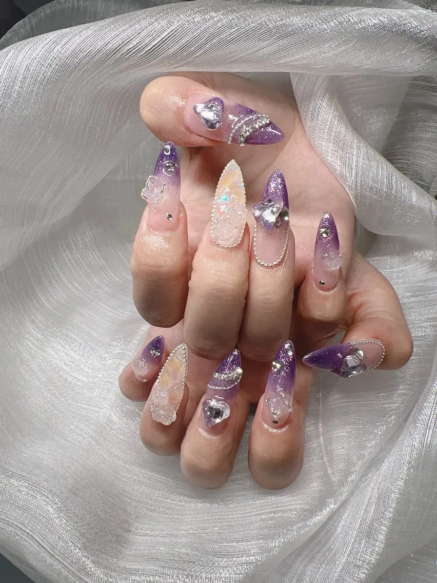 ネイル 長さ出し グラデーション 卒業式 キラキラネイル マグネットネイル ハンドネイル Lee Nailsのネイルデザイン