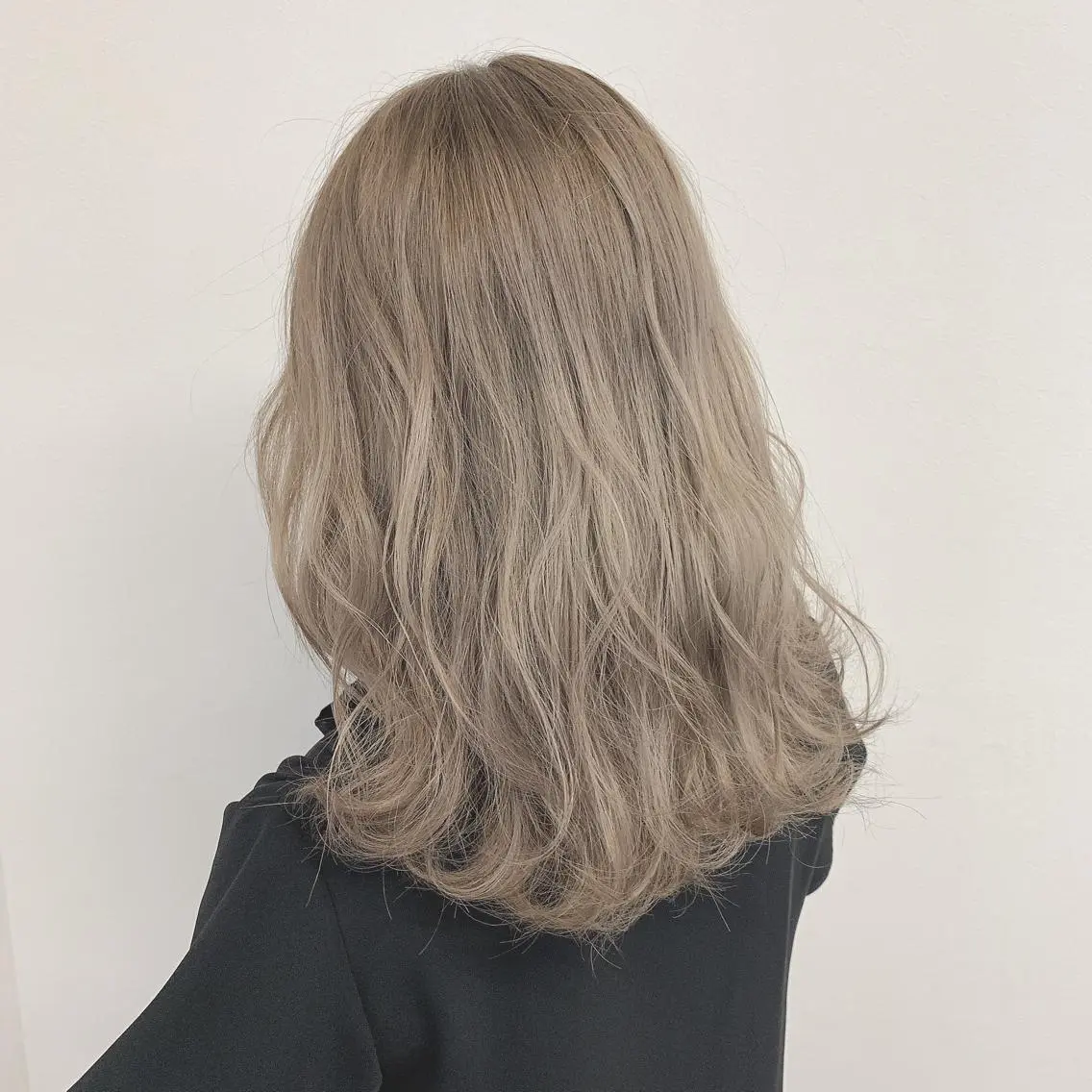 セミロング 松本 聖のヘアスタイル