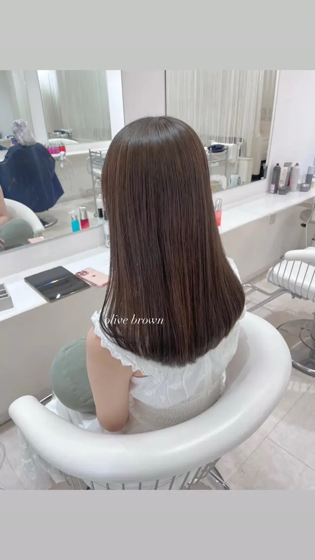 ロング ヘアカラー ParveMix 宮﨑 梨里のヘアスタイル