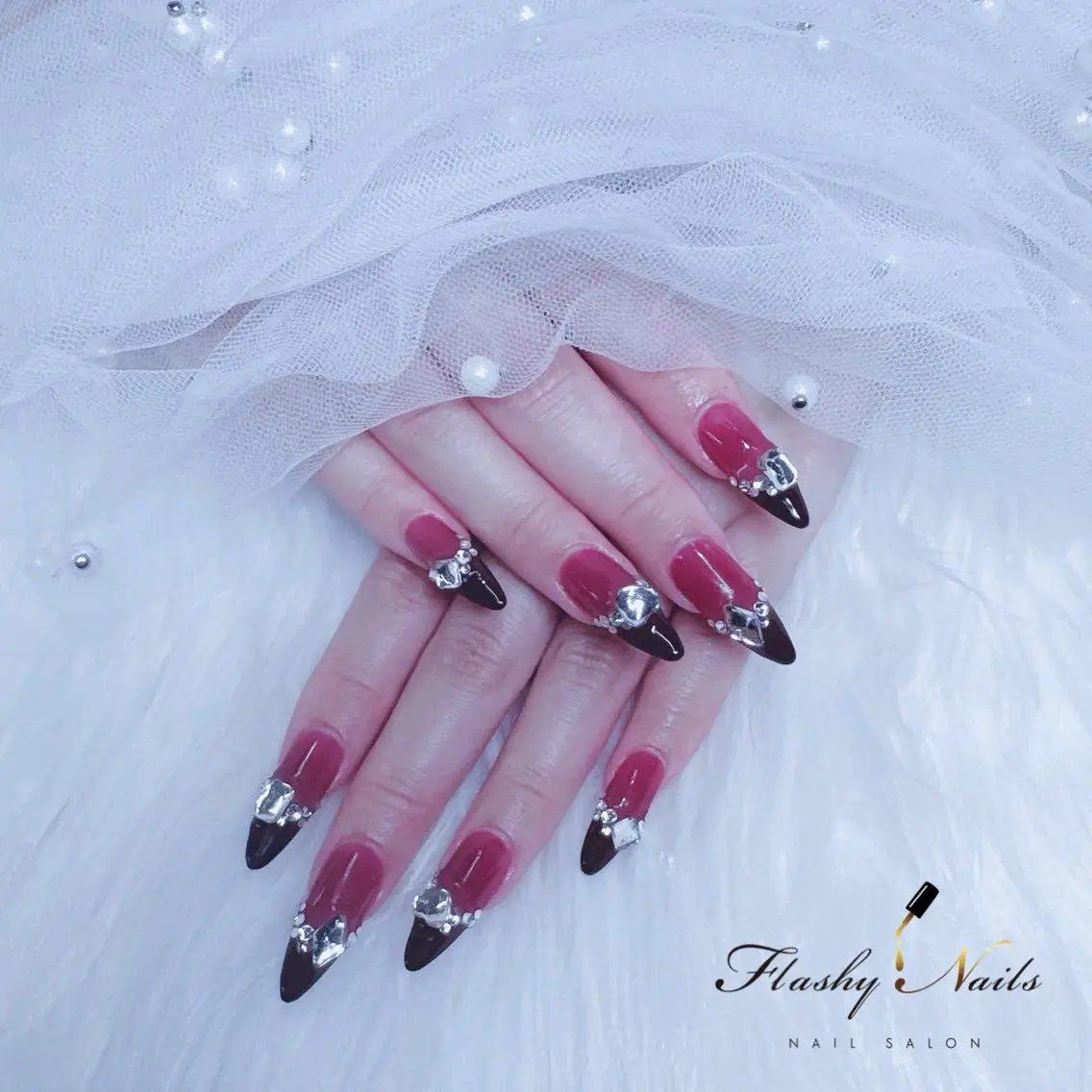 ネイル アートネイル 長さ出し Flashy Nailsのマツエク・マツパデザイン