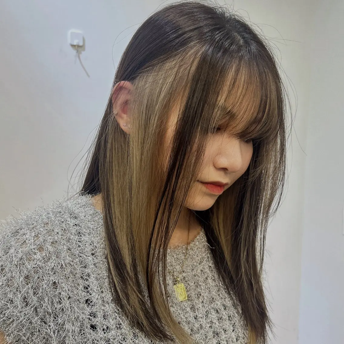 セミロング カラー ミストバング ブリーチ  フェイスフレーミング The Ect心斎橋 ❤︎marina❤︎のヘアスタイル