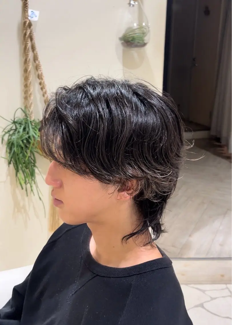 ショート パーマ メンズ メンズパーマ メンズウルフカット ウルフカット 山口 陸のヘアスタイル