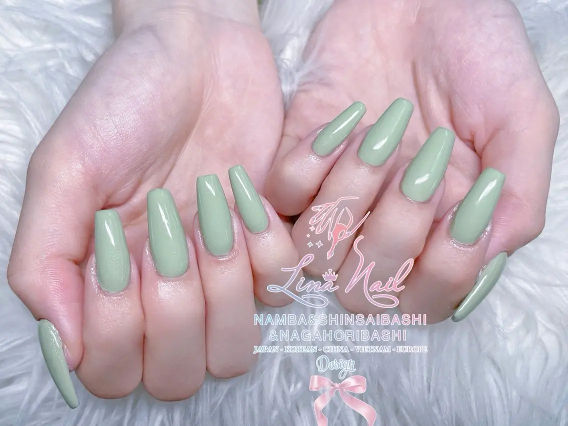 ミディアム ハンドネイル Linanail Nambaのネイルデザイン