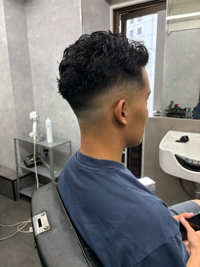 ショート メンズ カット パーマ 本間 颯太のヘアスタイル