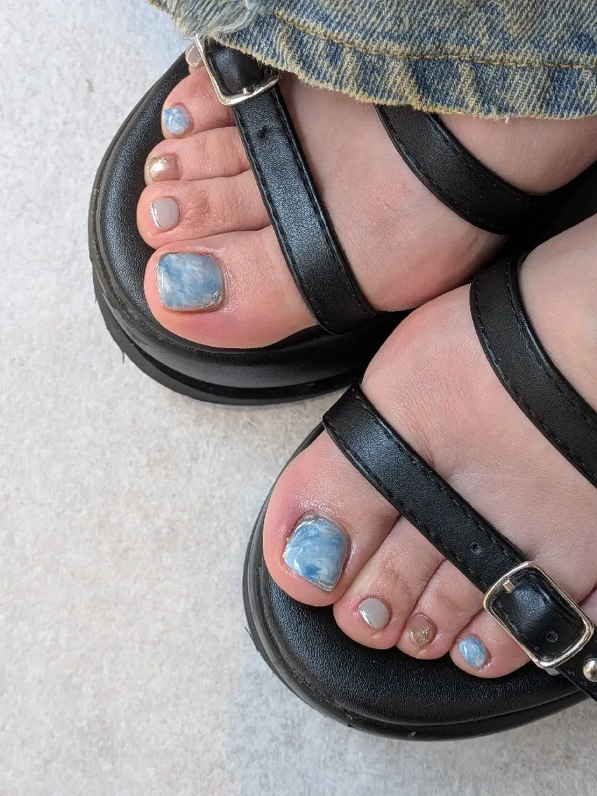 ネイル ブルー 大理石ネイル(マーブル) ホワイト miel nail mayaのネイルデザイン