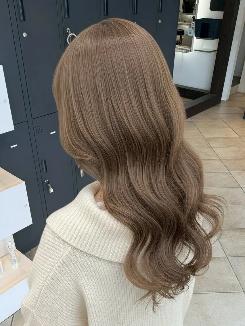 ロング 𝗠𝗜𝗞𝗨︎ ︎✦︎.ワンカラーのヘアスタイル