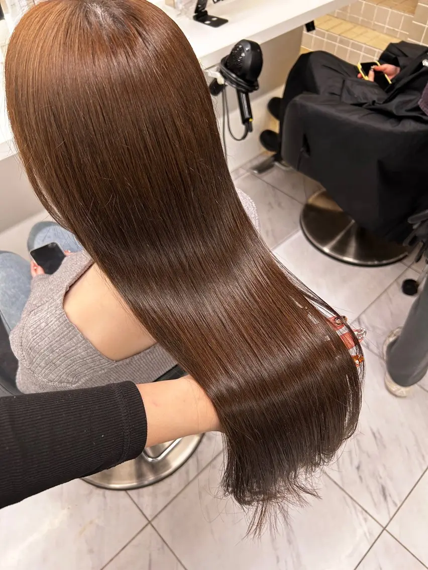 カラー パーマ ヘアアレンジ メンズ カット 縮毛矯正 トリートメント ヘッドスパ ヘアセット 🥯縮毛/レイヤー/ ベージュヘア🥯のヘアスタイル