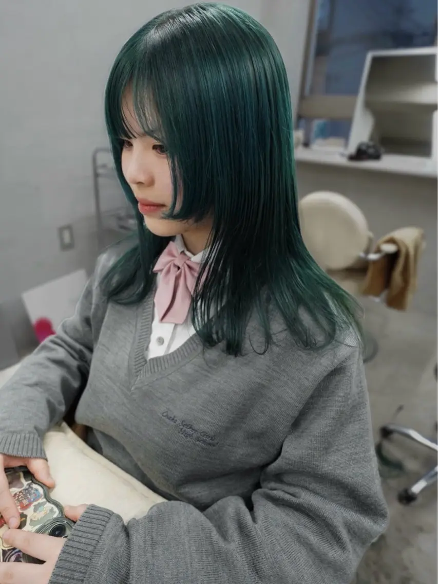 ロング 顔周りカット レイヤーカット カット 原田 朱里のヘアスタイル