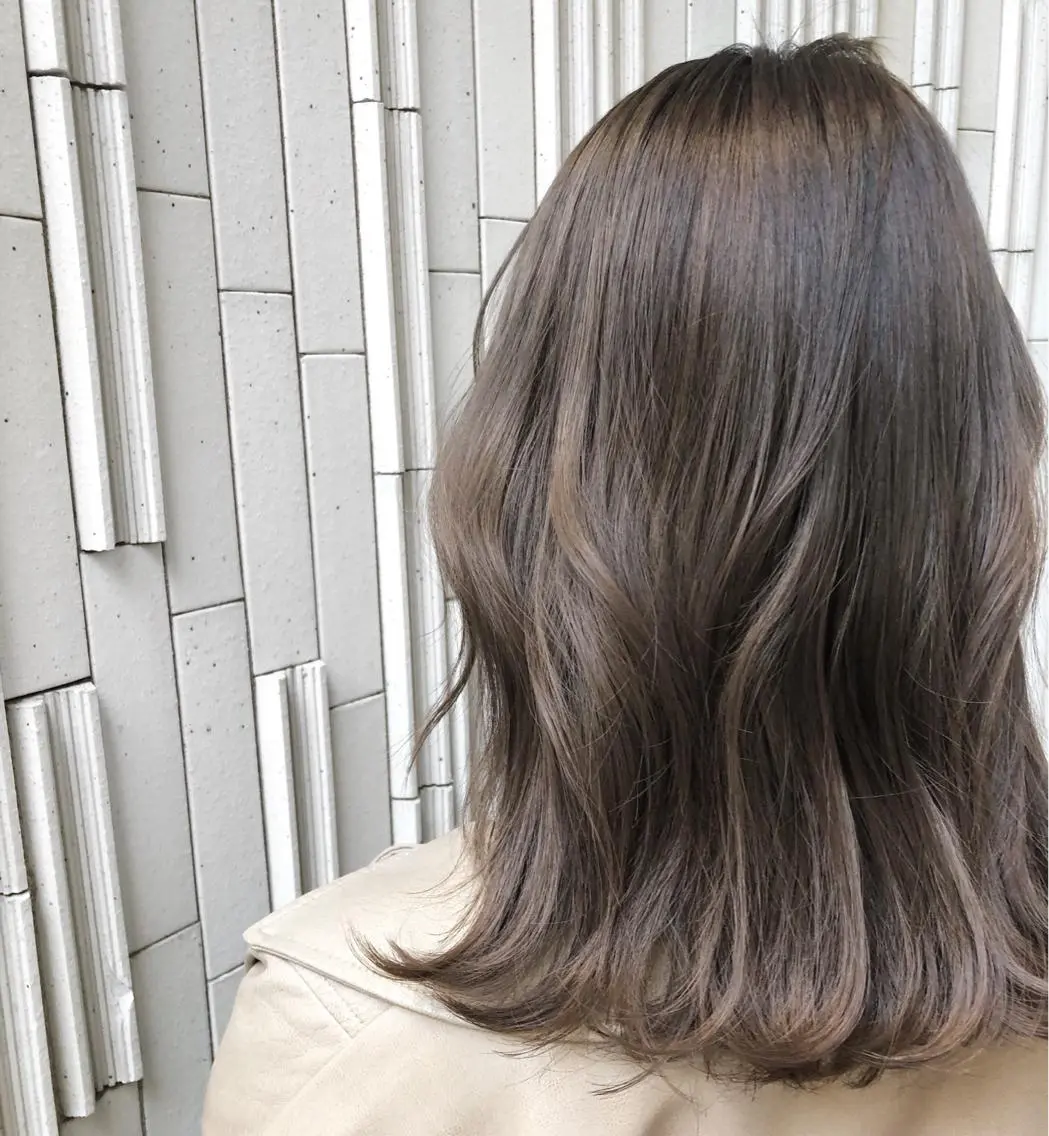 ミディアム カラー 🍊新宿南口🍊 ERINAのヘアスタイル
