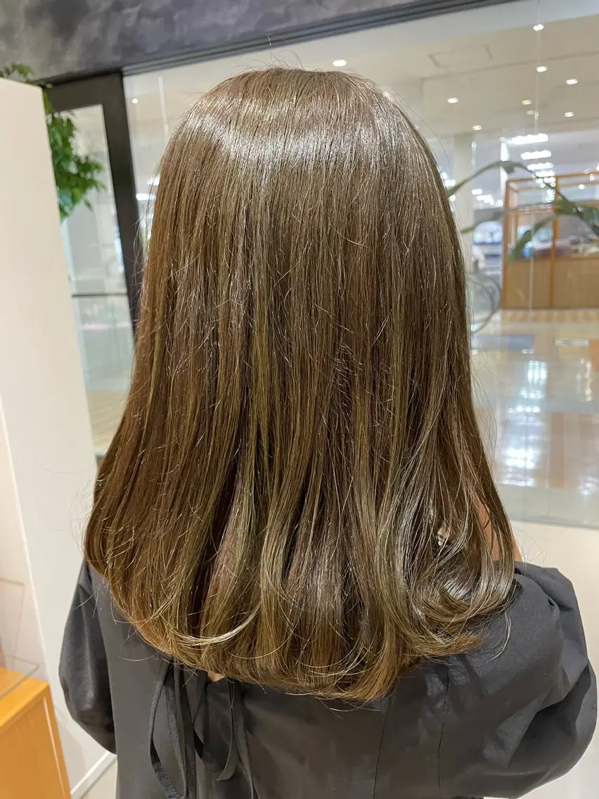 ロング ナチュラルカラー 児玉優香のヘアスタイル
