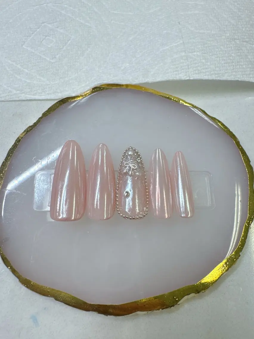 ネイル フレンチネイル ガラスフレンチ マグネットネイル マグネットフレンチ 夏ネイル Queeens nailのネイルデザイン