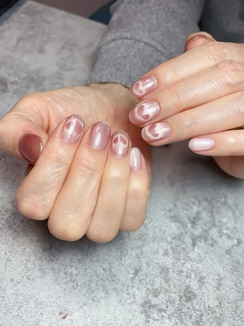ネイル ハート マグネットネイル バレンタイン ハンドネイル Ai Nailのネイルデザイン