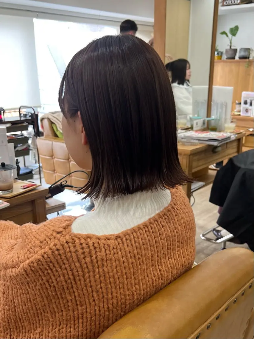ショート カラー ブラウンカラー ピンクカラー ピンクブラウン ボブ 外ハネヘア カット ヘアカラー 【カミカリスマ受賞】 メアリーバイメリーのヘアスタイル