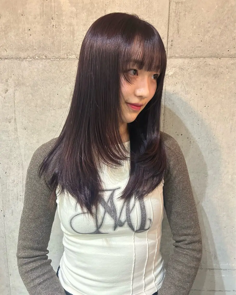 ロング カラー ベージュカラー ブリーチ ダブルカラー ラベンダーカラー ラベンダーベージュ 韓国ボブ/レイヤー ボブ/ EMIRIのヘアスタイル