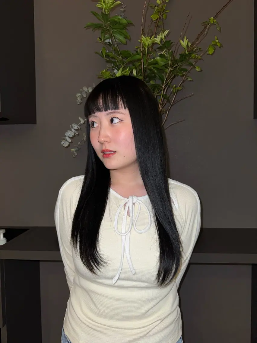 ロング カラー ワタナベ ヒヨリのヘアスタイル