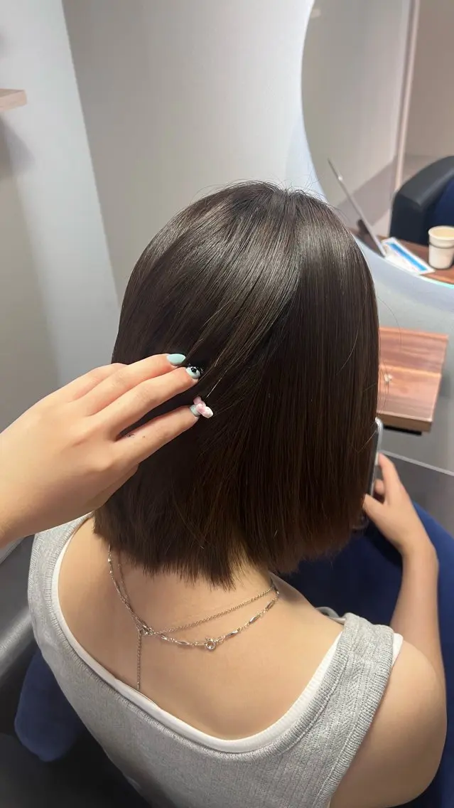 ショート 切りっぱなしボブ ボブ 乃愛/縮毛矯正・ 透明感カラー🫧のヘアスタイル