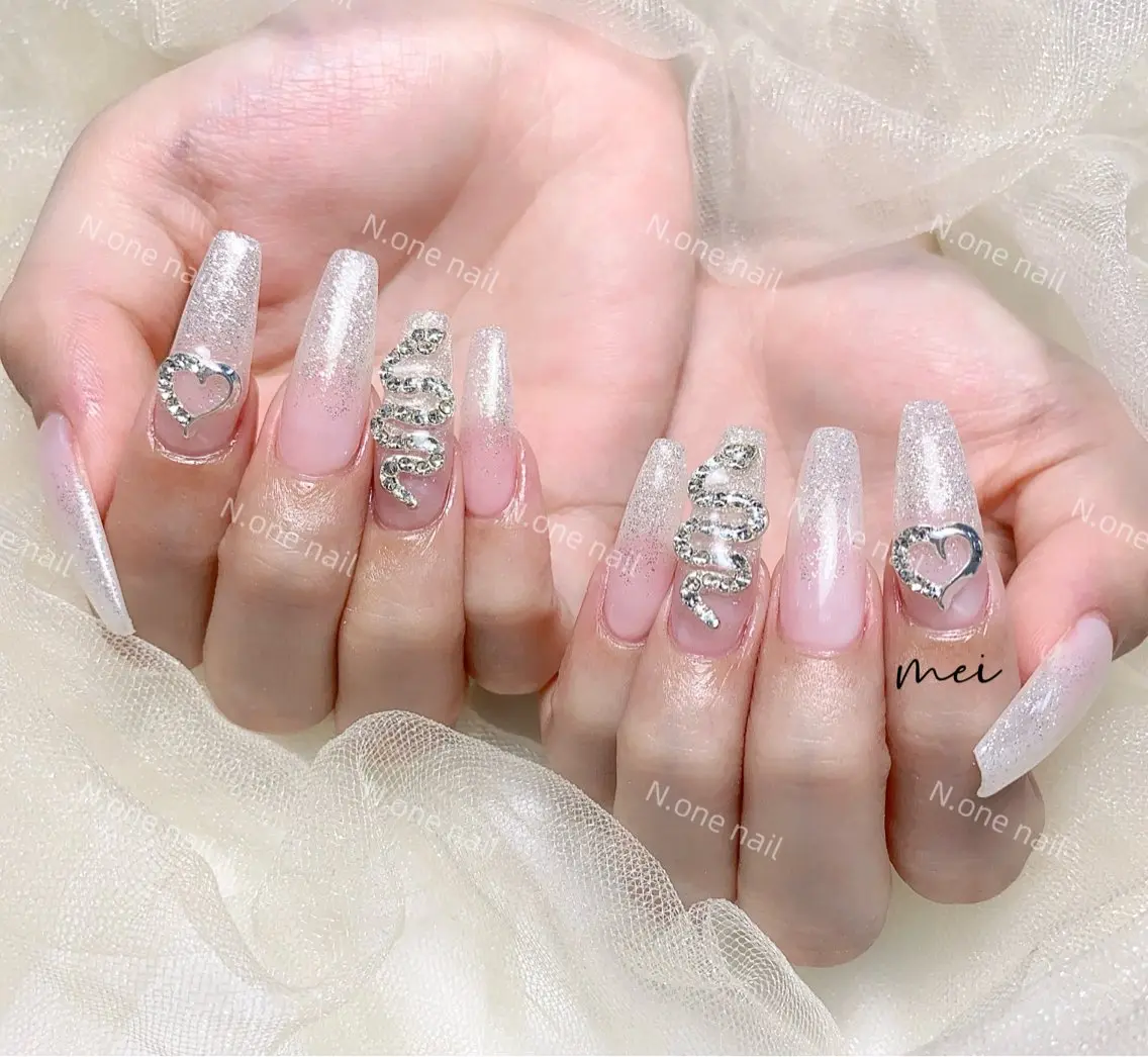 ネイル N.one mei🎀のネイルデザイン