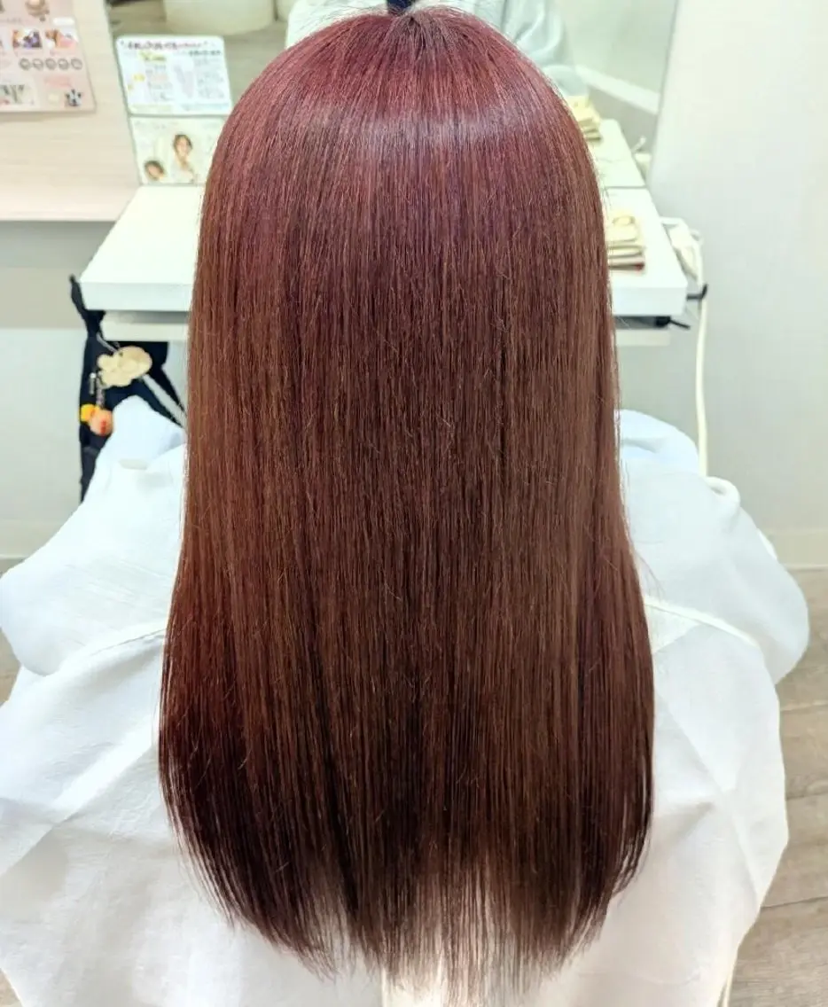 カラー セミロング ブラウンカラー ピンクカラー ピンクブラウン ヘアカラー 渡邉 莉乃のヘアスタイル