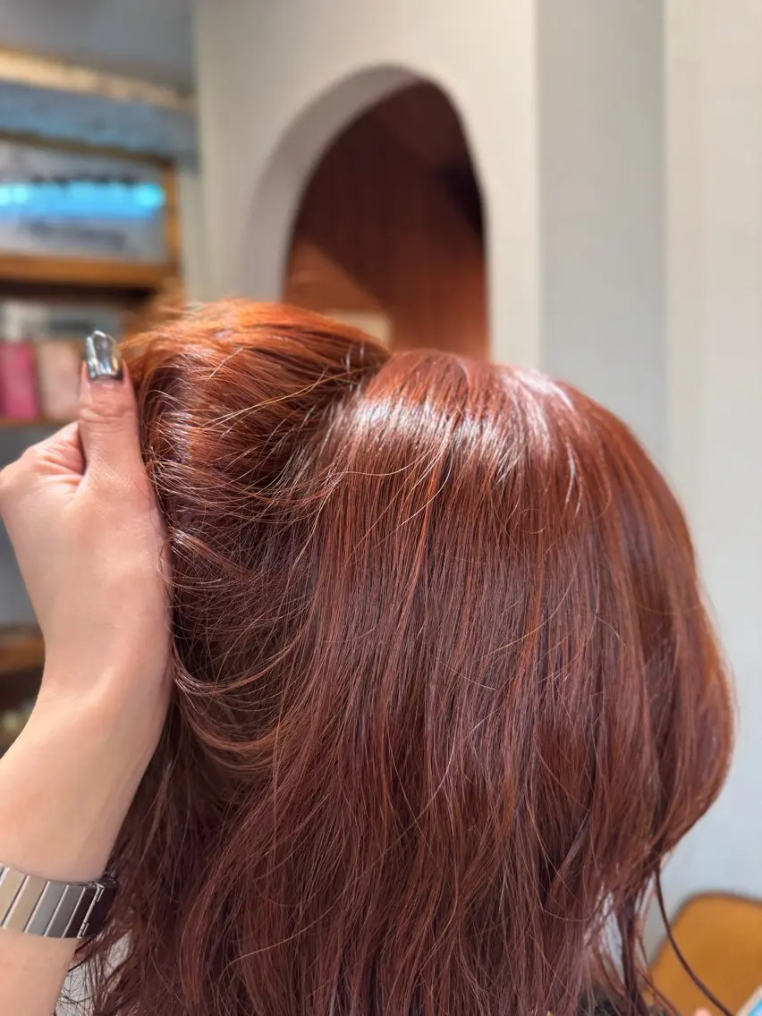 ミディアム カラー ブリーチ ブリーチなしカラー オレンジ カット ヘアカラー トリートメント マツダテ ホノカのヘアスタイル