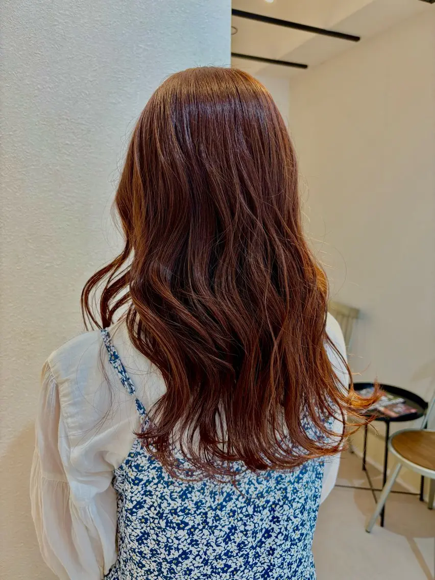 ロング カラー ヘアアレンジ ブラウンカラー オレンジ オレンジブラウン 坂本 エマのヘアスタイル