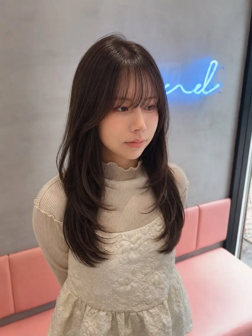 ロング カット ヘアカラー トリートメント 🦋韓国風レイヤー/ 艶髪矯正🦋凛太郎のヘアスタイル