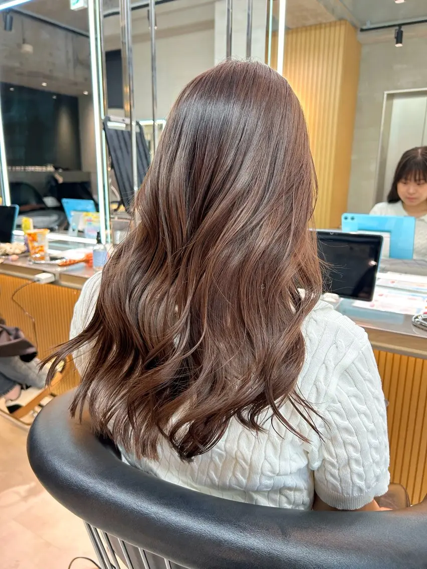 ミディアム カラー パーマ ベージュカラー レイヤーカット 縮毛矯正 【博多髪質改善】 吉村　清志のヘアスタイル