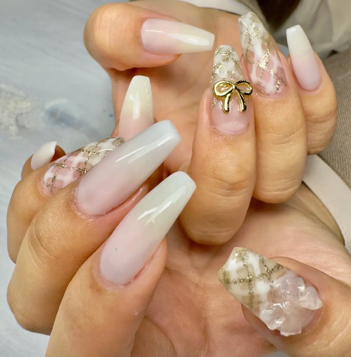 長さだし➕シンプルジェル➕4本デザイン オフなしの写真